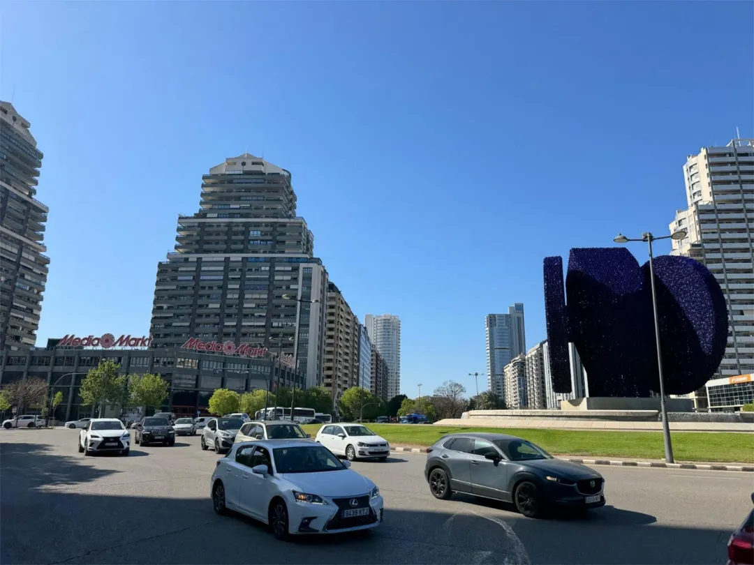 Piso en  Avinguda de les Corts Valencianes 35 - Foto 3