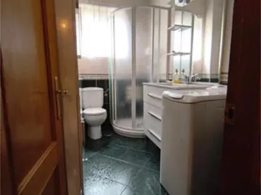 Piso en Moreda Aller - Foto 6