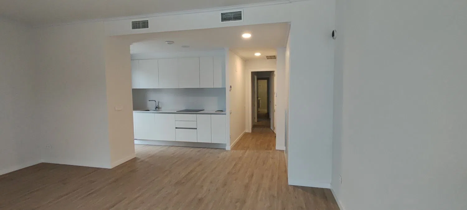 Piso en calle Juan Caturla Gosálvez, 4