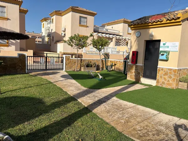 Chalet adosado en Calle Estragón, 5, Villamartín - Foto 32