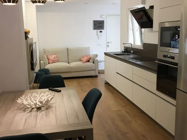 Piso en calle Simancas, 84