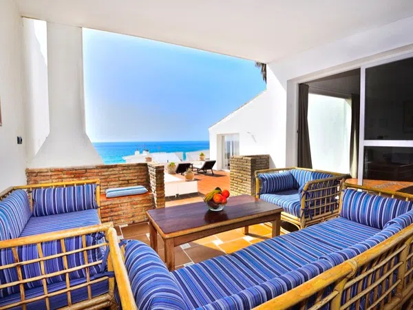 Casa o chalet independiente en Calle Moreno Torroba, 10, Bahía Dorada - Foto 2
