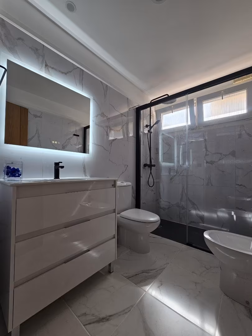 Piso en  Calle Doctor Alfonso Chiscano Díaz 8 - Foto 7