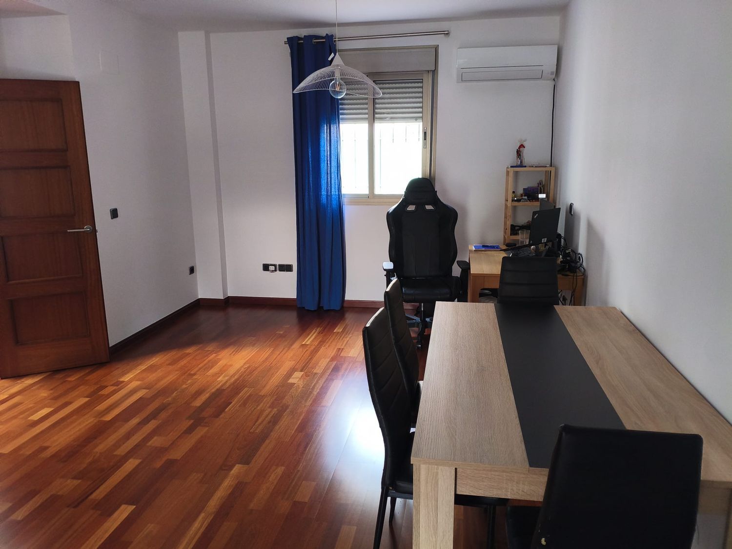 Chalet adosado en Urb. residencial la plata Barrio Palmete-Padre Pío-Hacienda San Antonio - Foto 7