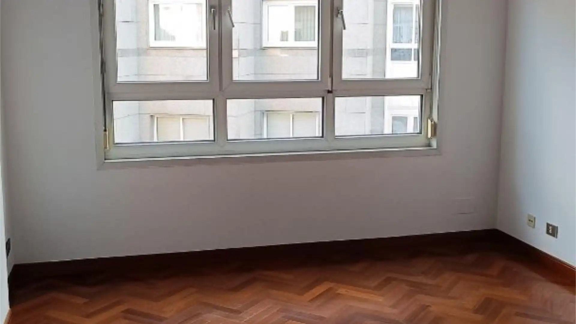 Piso en  Avenida Gramela 18 - Foto 1