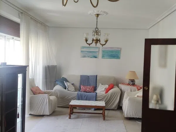 Piso en calle Albaida, 33