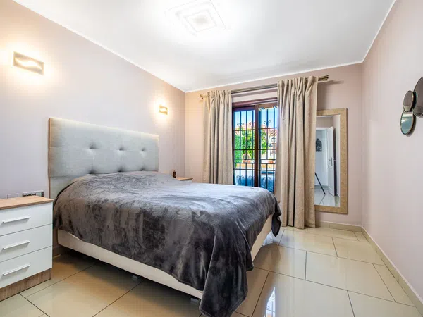 Piso en calle Gran Bretaña, 72 - Foto 5