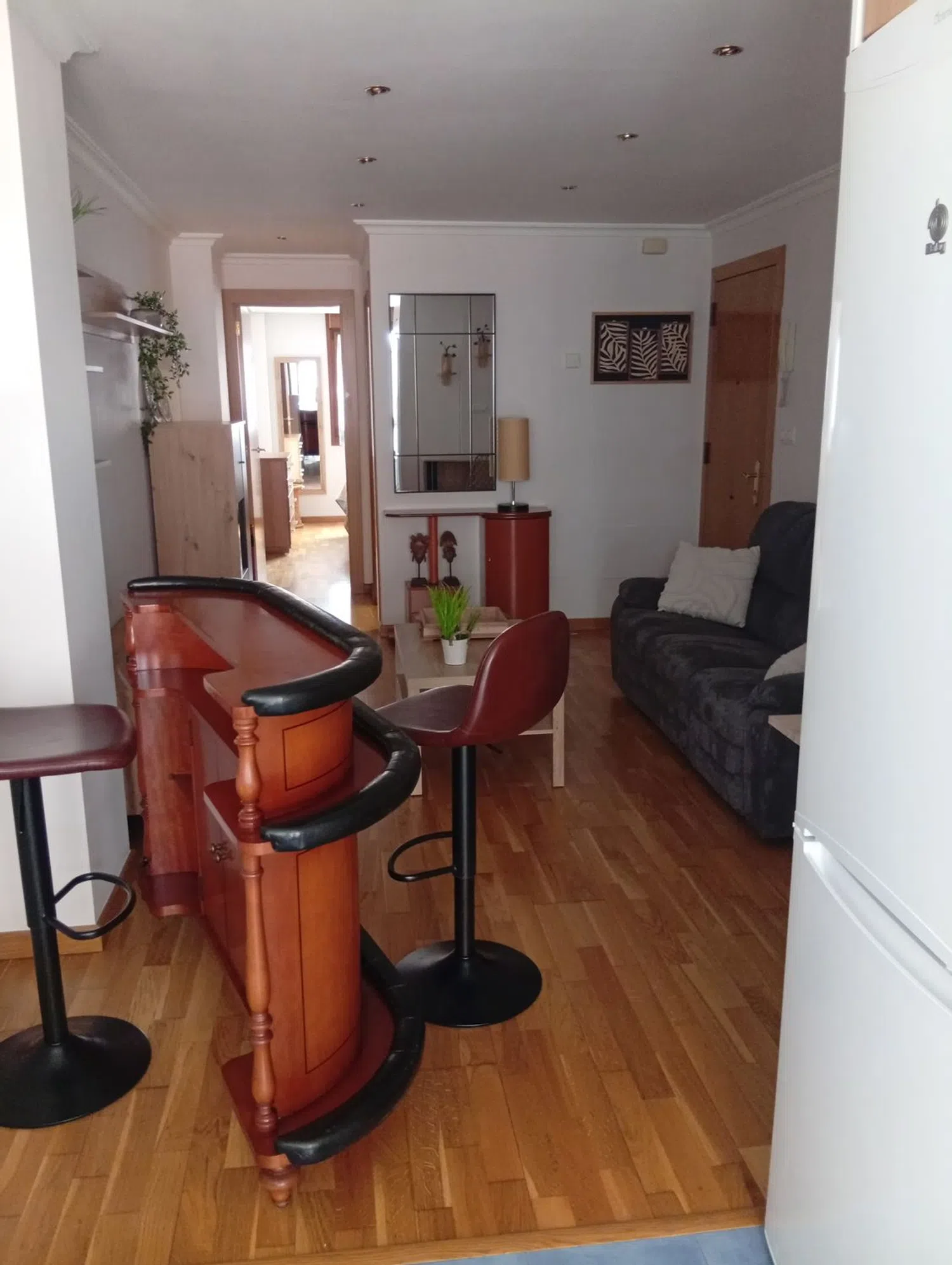 Estudio en calle de Ramón y Cajal, 35 - Foto 2