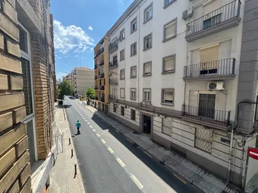 Piso en  Avinguda del Port - Foto 5