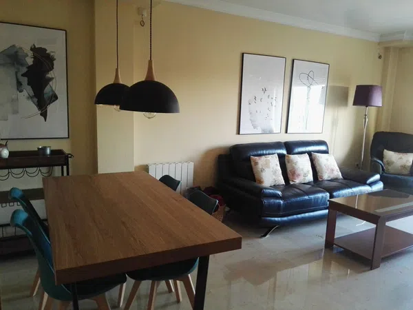 Piso en Calle Ramón y Cajal, 54, Rosaleda - Juventud - Foto 1
