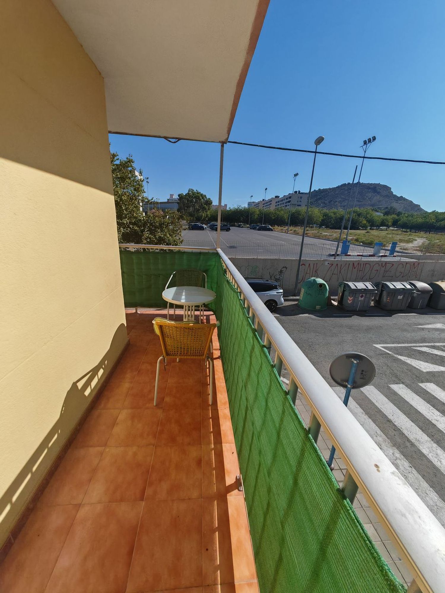 Piso en Calle Doña Dolsa - Foto 4