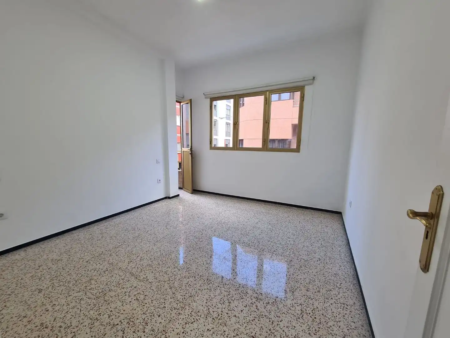 Piso en  Calle Castillejos 77 - Foto 8