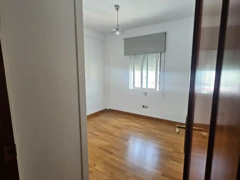 Piso en  Calle Leiria 21 - Foto 7