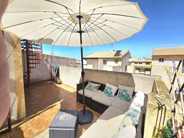 Chalet pareado en Calle Leman, 5, Zona Lago - Los Almendros - Foto 17