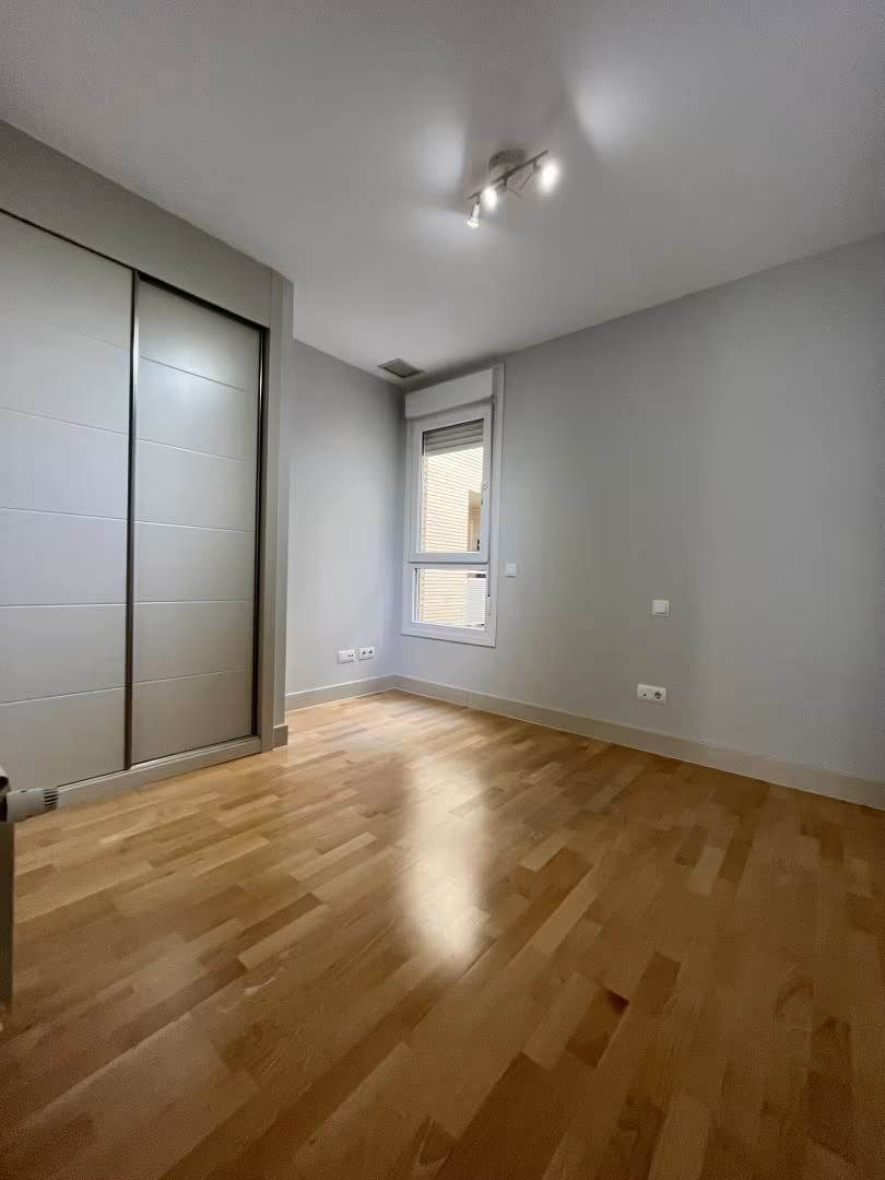 Piso en  Calle la Flauta Mágica 17 - Foto 5