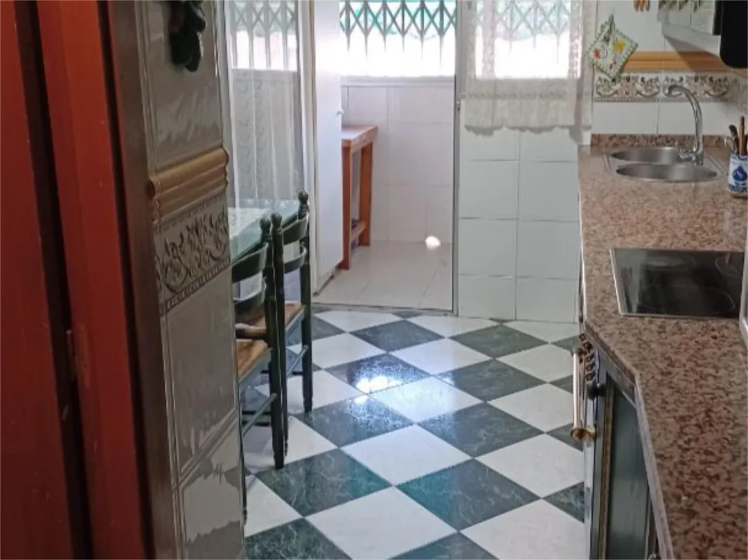 Piso en  Avenida de Juan Pablo II 60 - Foto 8