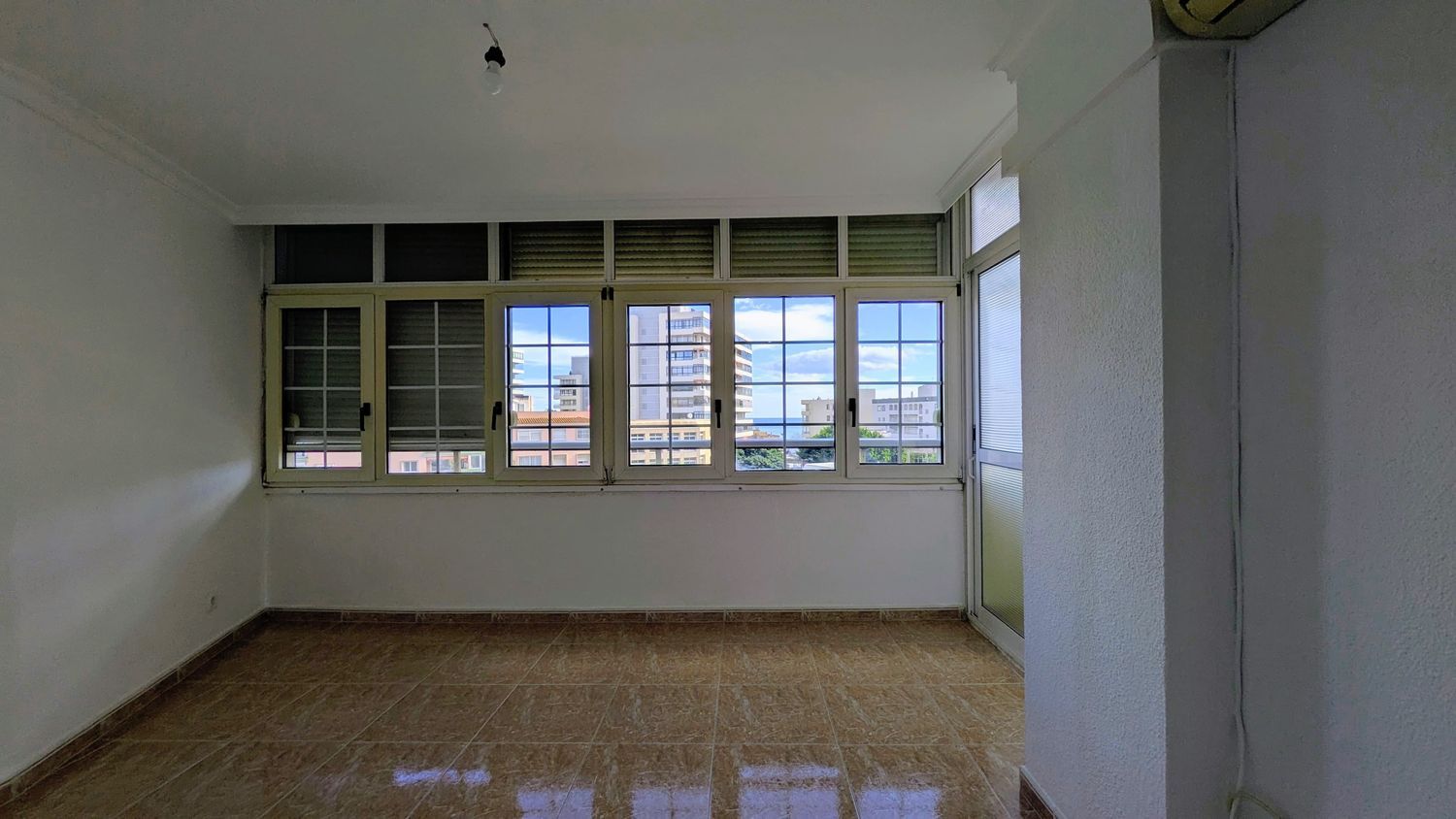 Piso en avenida Isabel Manoja, 13 - Foto 3