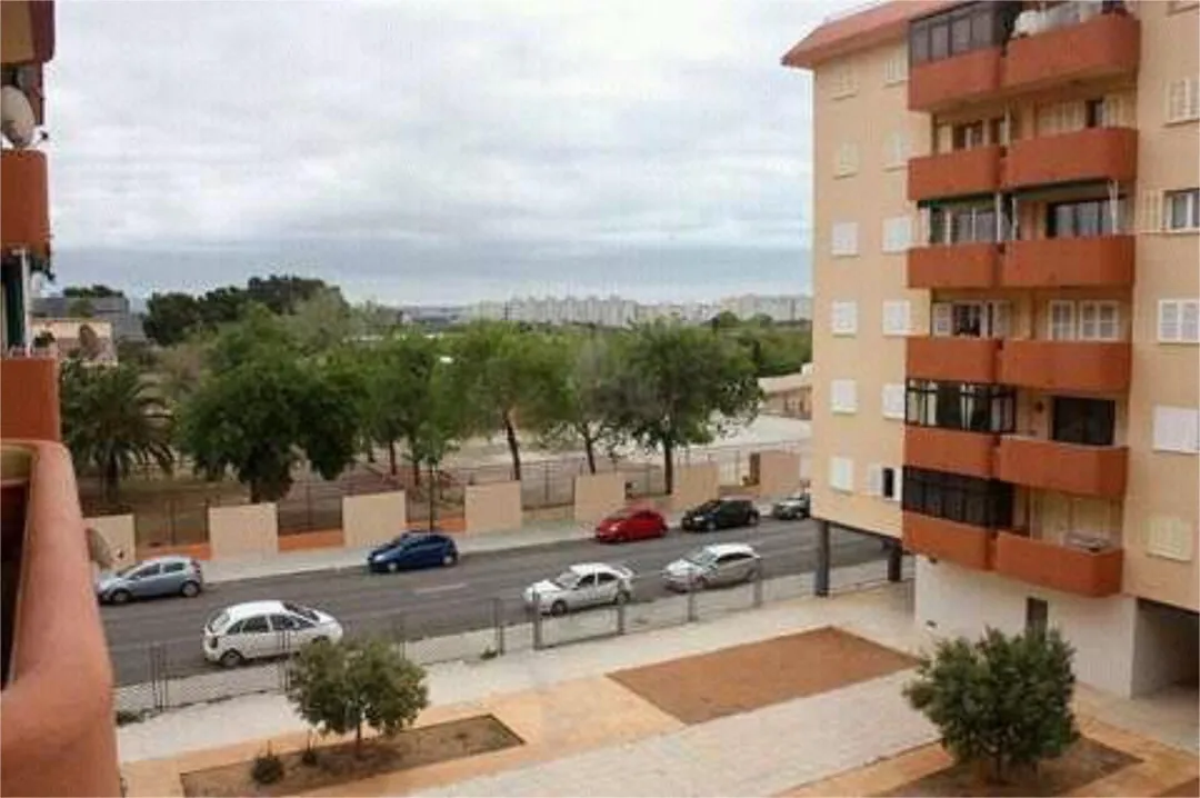 Piso en Nou Llevant - Foto 6