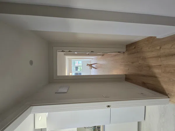 Piso en calle de Zazuar, 11