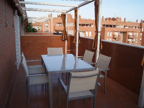 Ático en calle Cueva de Menga, 3