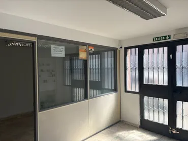 Local comercial en  Calle Antonió Gaudí 15 - Foto 8