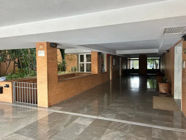 Piso en calle cardenal bueno monreal, 33 - Foto 4