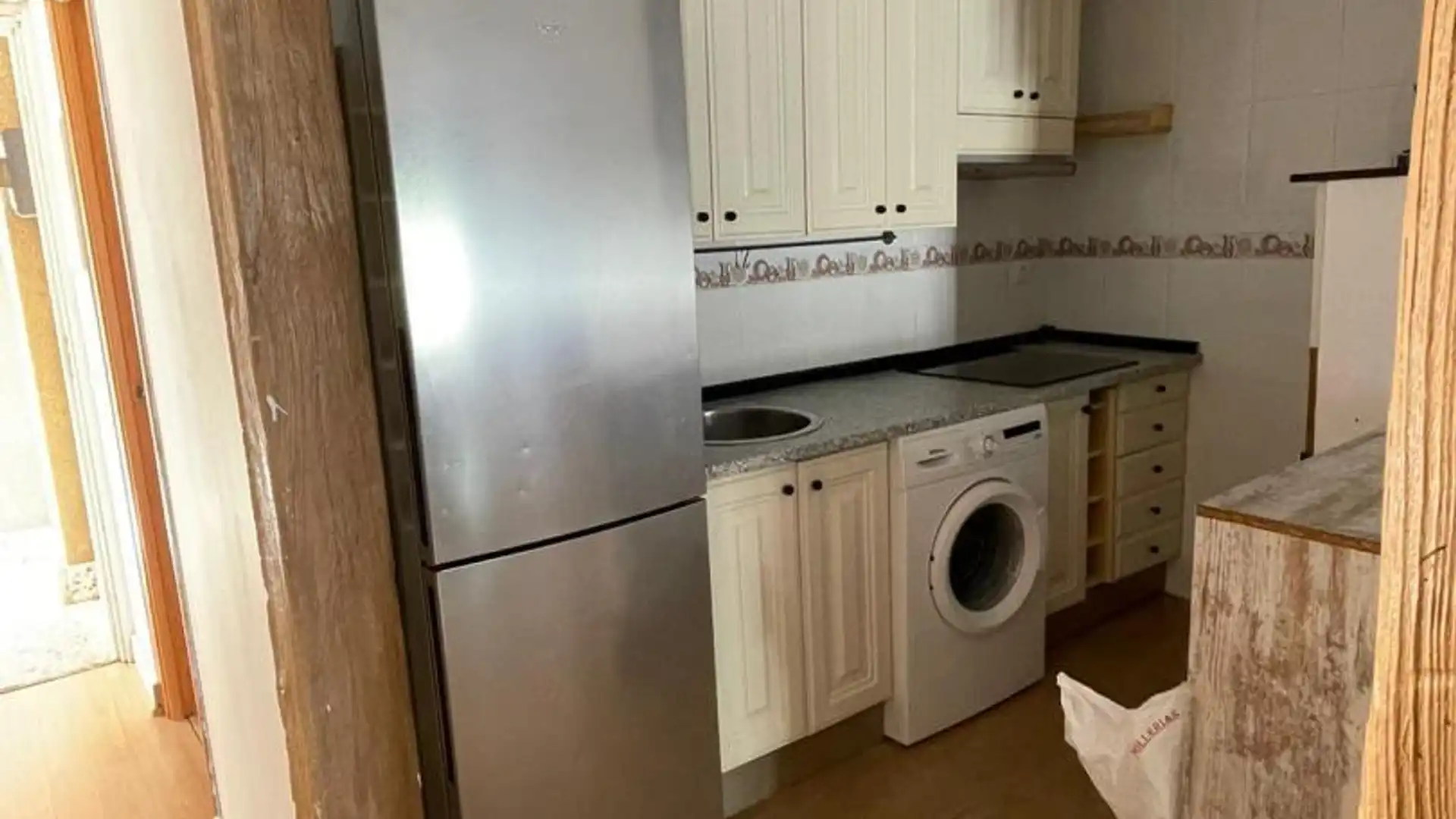 Planta baja en  Calle Unión Castilla 18 - Foto 2