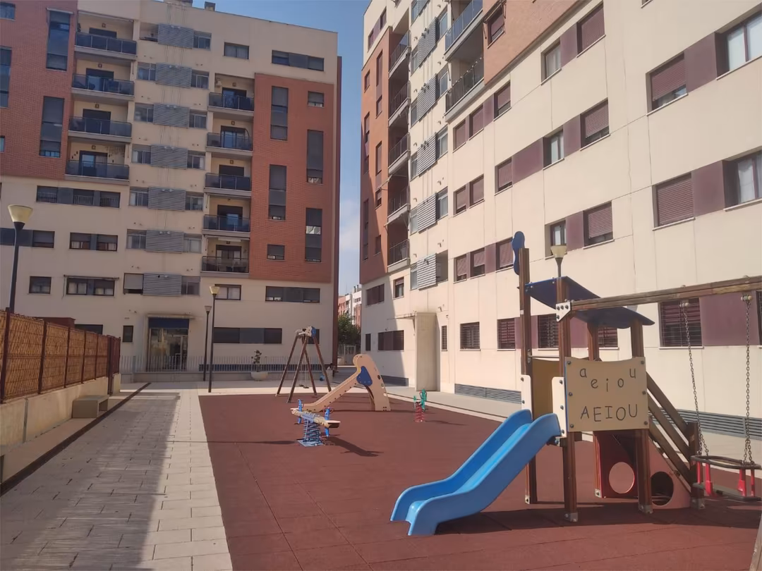 Piso en  Calle Poeta Eloy Sánchez Rosillo - Foto 18