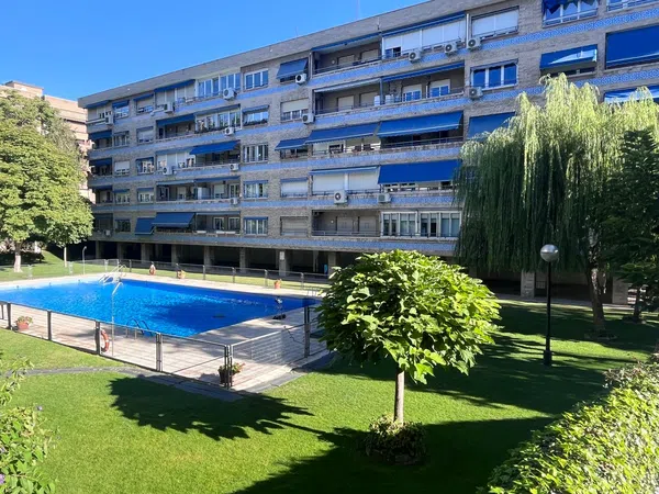 Piso en calle de Antonio Casero, 24