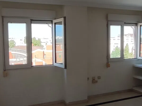Piso en Avenida de la Buhaira, 1, Buhaira - Huerta del Rey - Foto 2