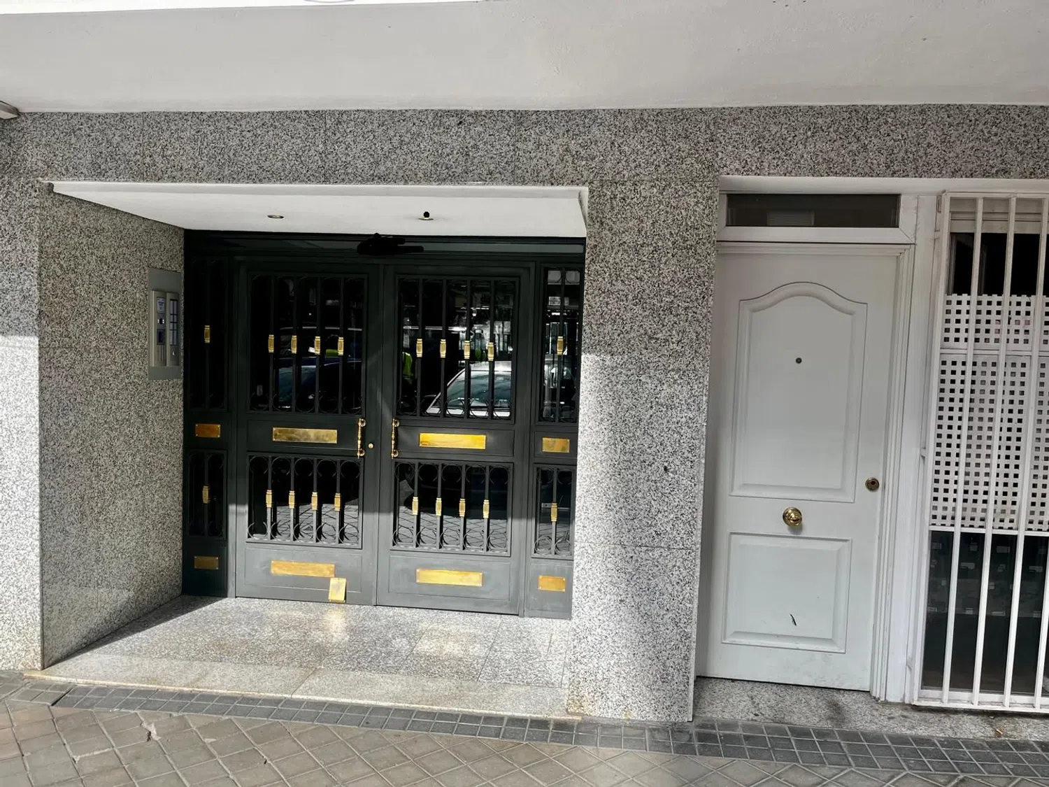 Piso en calle de Esteban Mora, 51 - Foto 2