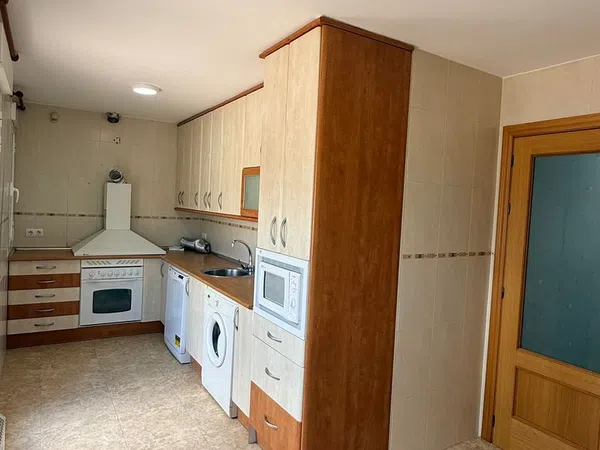 Casa o chalet independiente en Calle de Cristóbal Colón, 31 - Foto 2