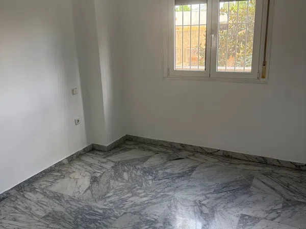 Piso en Calle Camilo José Cela, 1, Buhaira - Huerta del Rey - Foto 12