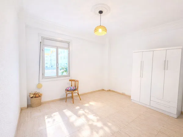 Piso en calle de José Moncasi, 22 - Foto 8