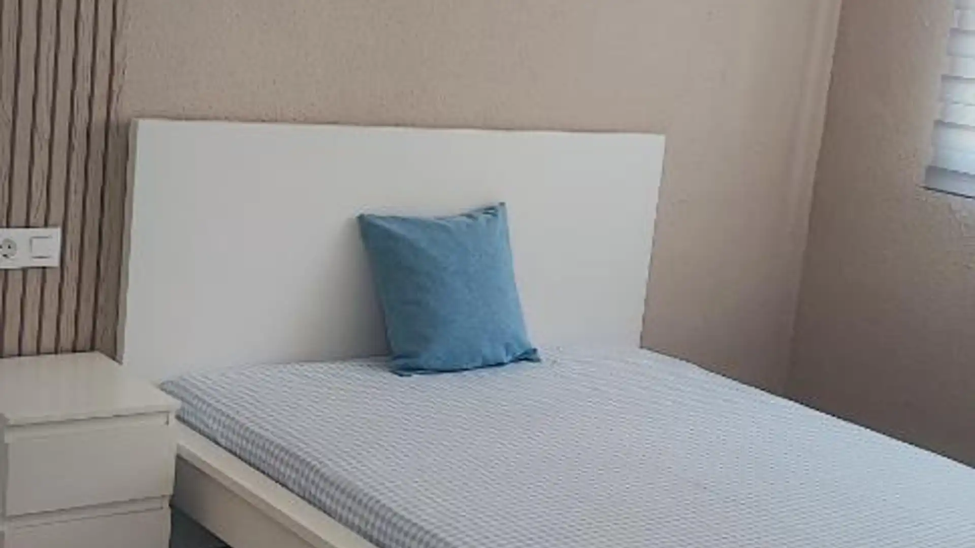 Piso en  Avenida de Dílar 38 - Foto 3