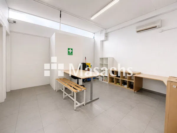 Nave en Calle de Pi i Margall - Foto 15