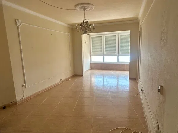 Piso en Avenida el Faro, 17, Centro Internacional, Centro Internacional - Foto 1