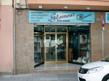 Local comercial en  Calle DEMOSTENES DE - Foto 2