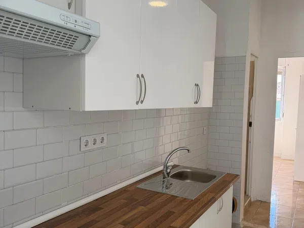 Piso en avenida Benito Perez Galdos, 19 - Foto 2