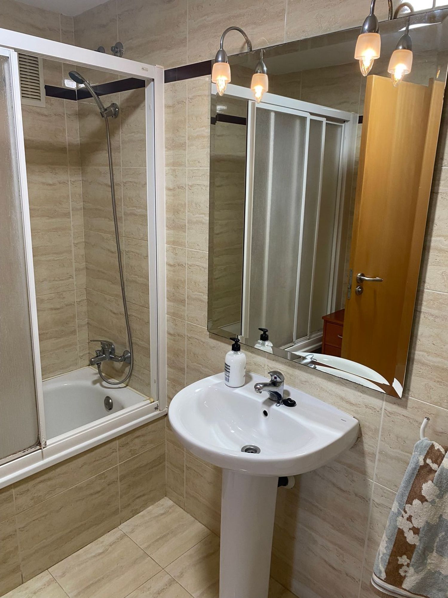 Piso en Calle Joaquín García Girona, 49, Zona Estación-Universidad - Foto 8