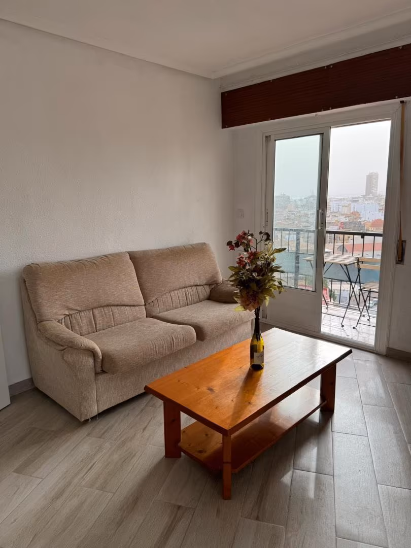 Piso en  Carrer de Agost 8