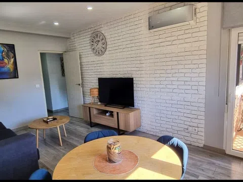 Piso en calle de Sebastián Elcano, 42