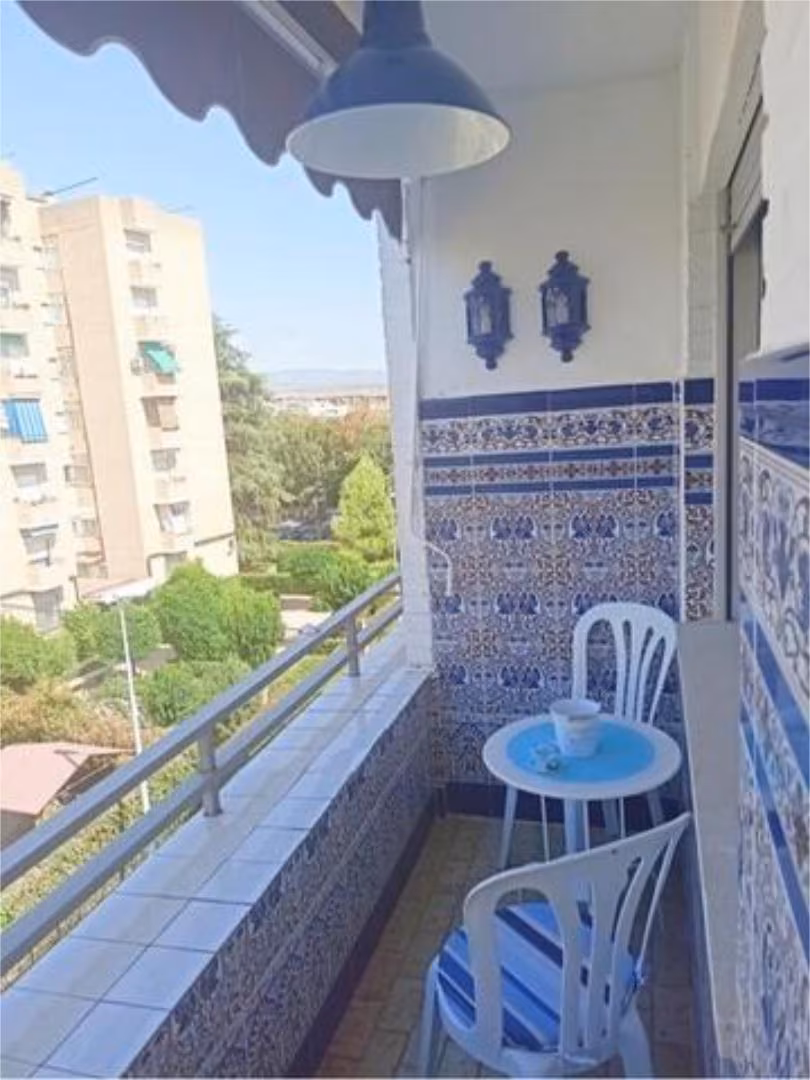 Piso en Fuensanta - Foto 9