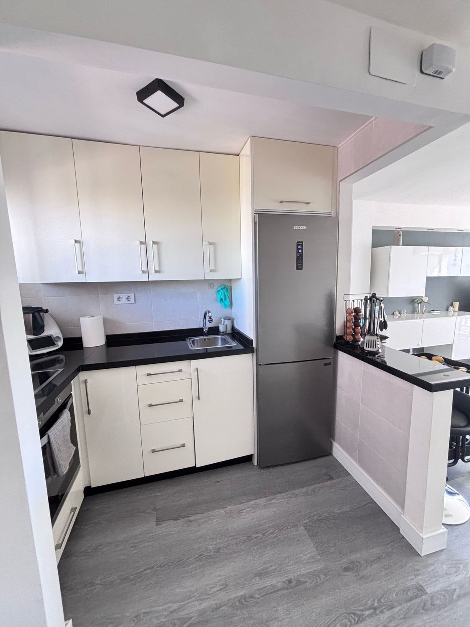 Piso en avenida de la Telefónica, 15 - Foto 6