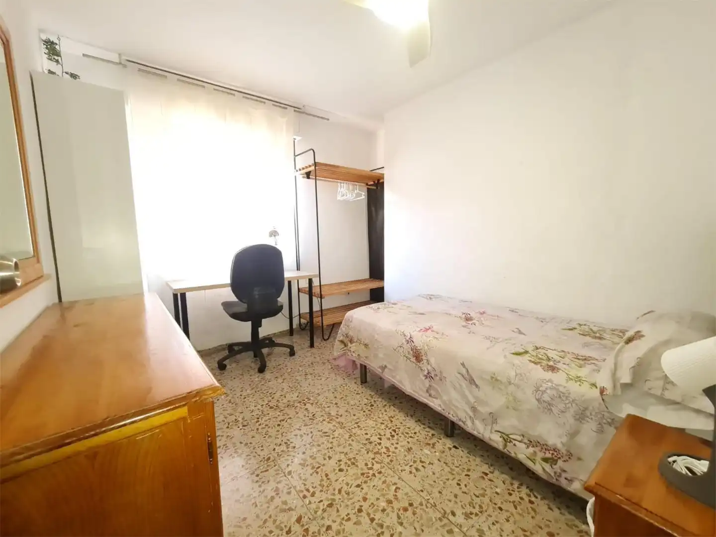 Piso en  Calle Pintor Antonio Hernández Carpe 36 - Foto 1