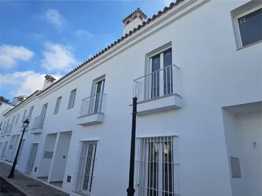 Piso en  Calle Benalupcasas Viejas 1 - Foto 1