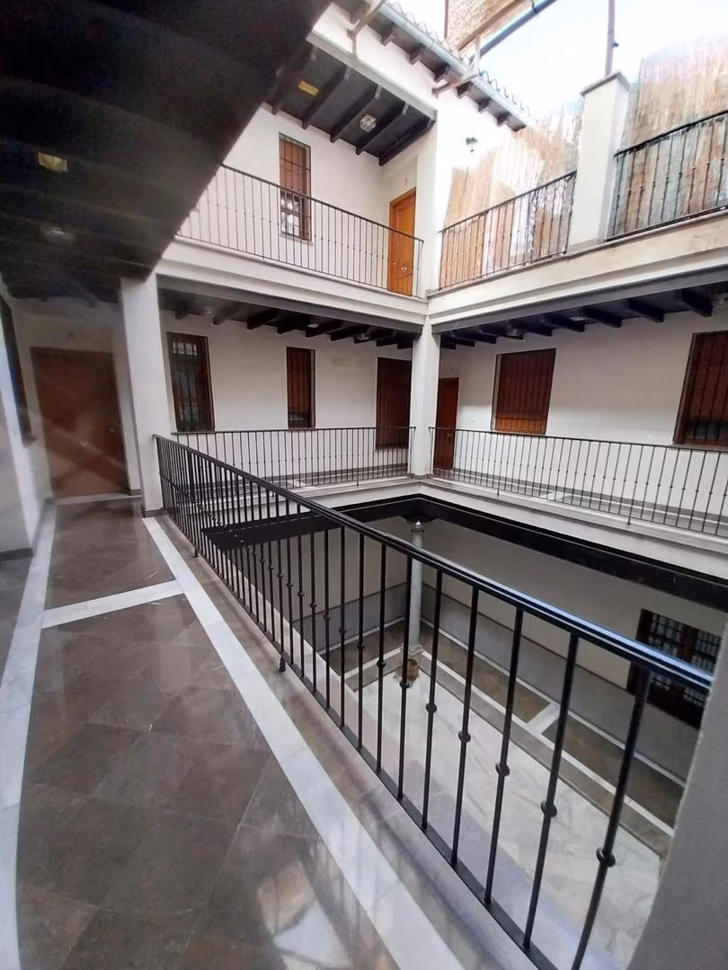 Apartamento en  Plaza Carmen 6