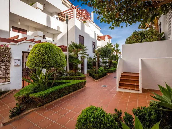 Piso en Barrio Nueva Andalucía - Foto 3