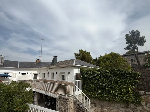 Chalet pareado en Calle de la Albahaca, 13, Salud y Alegría - El Lago - Foto 35