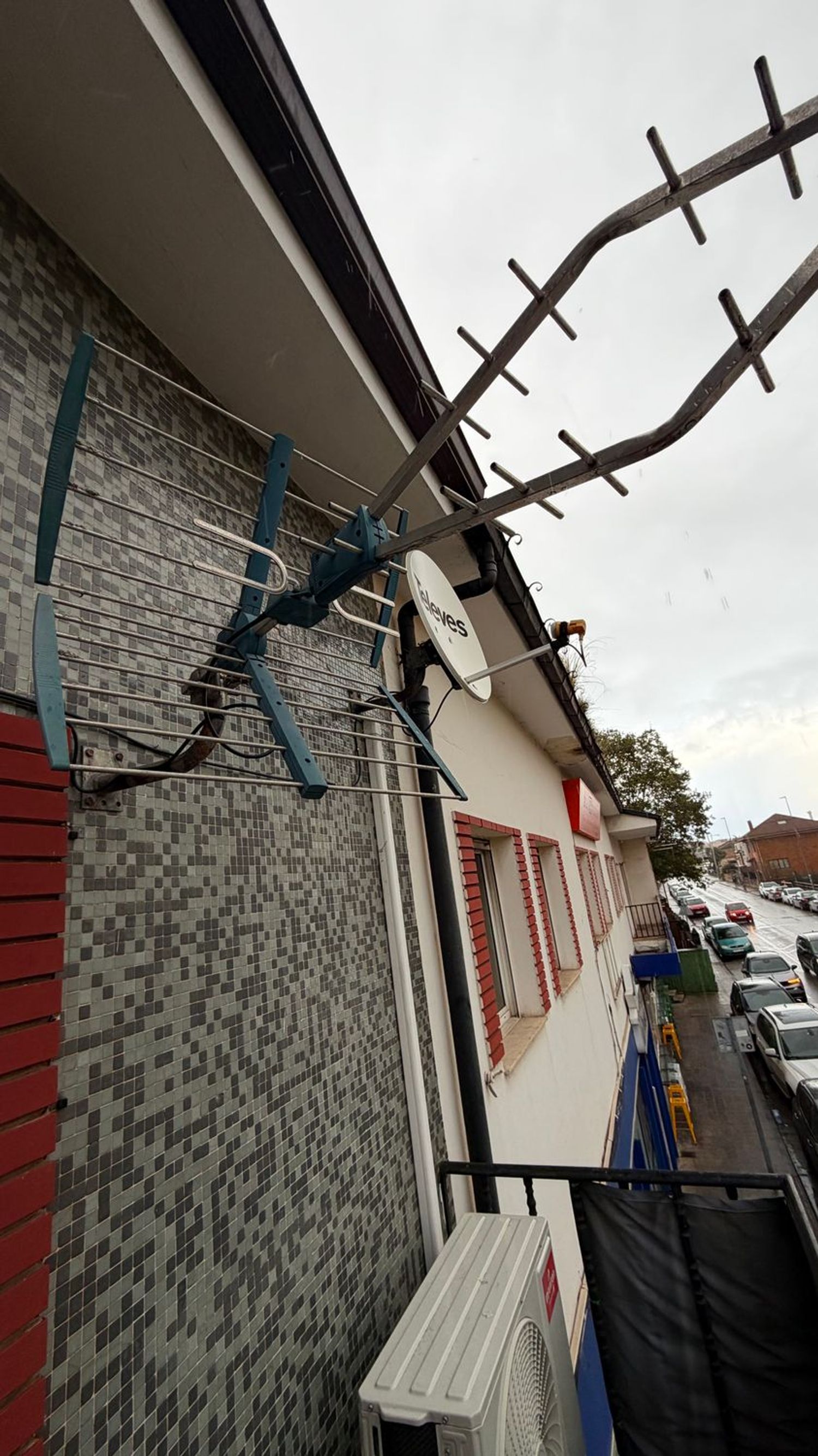 Chalet adosado en calle la Torre, 86